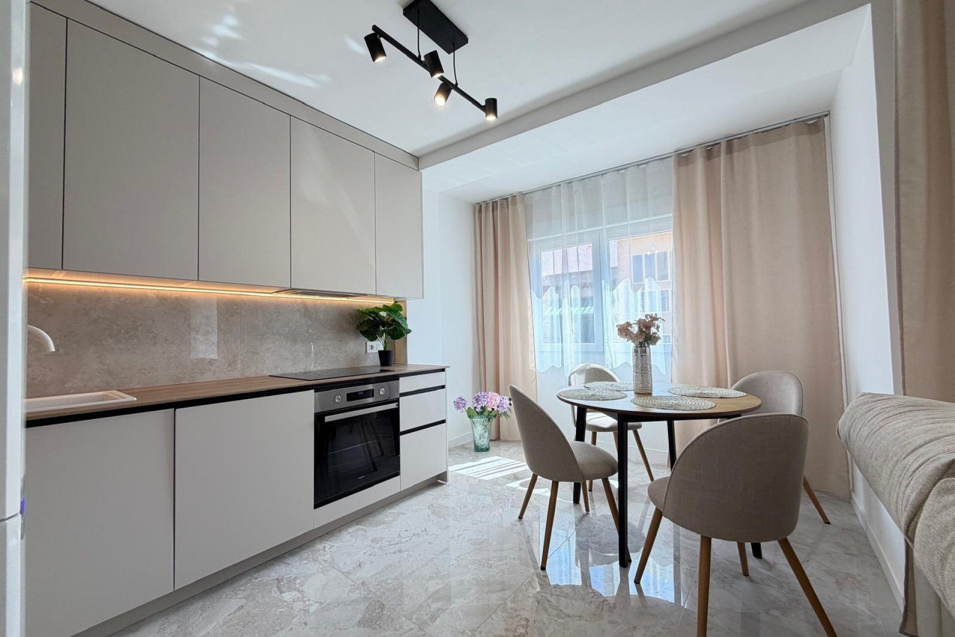 Wiederverkauf - Penthouse -
Torrevieja - Playa del Cura