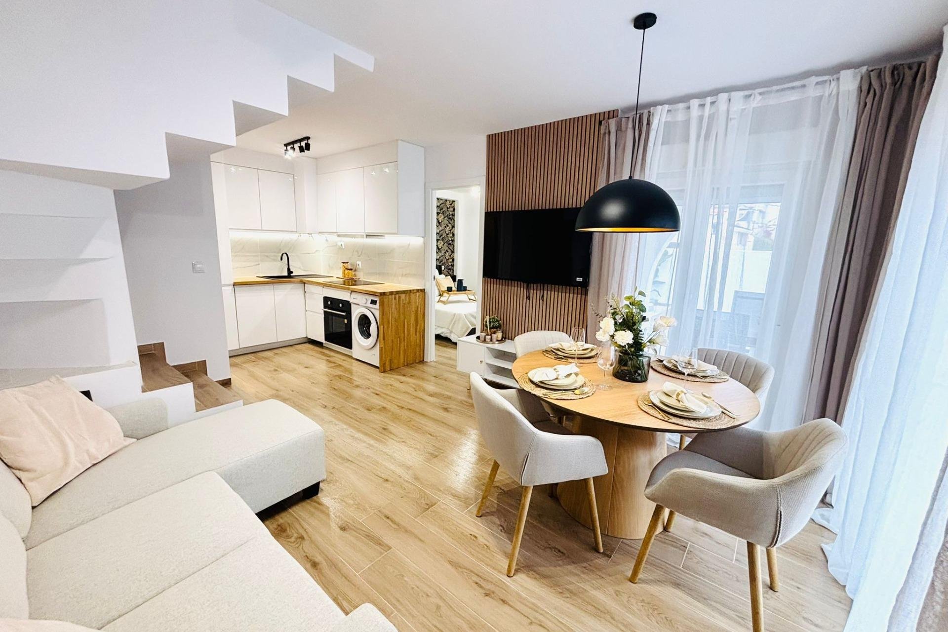 Wiederverkauf - Quad House -
Torrevieja - Carrefour