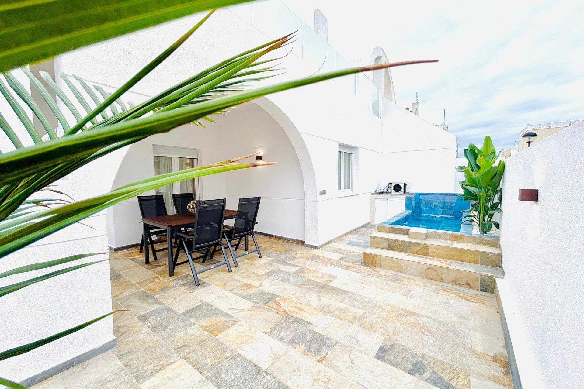 Wiederverkauf - Quad House -
Torrevieja - Carrefour