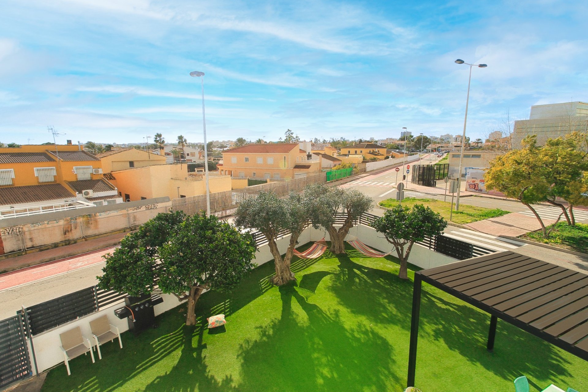 Wiederverkauf - Quad House -
Torrevieja - Costa Blanca