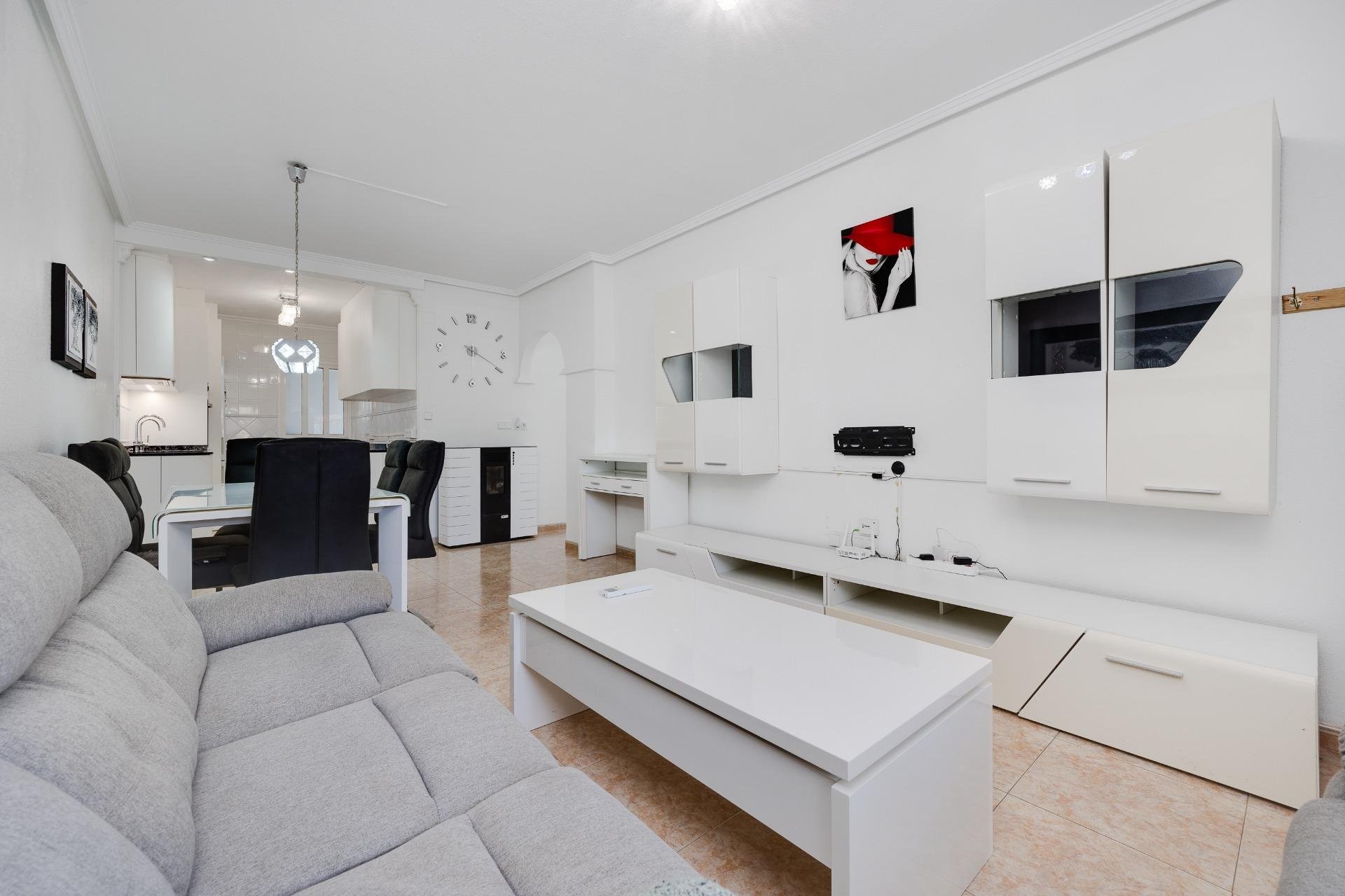 Wiederverkauf - Semi Detached -
Torrevieja - Aguas Nuevas