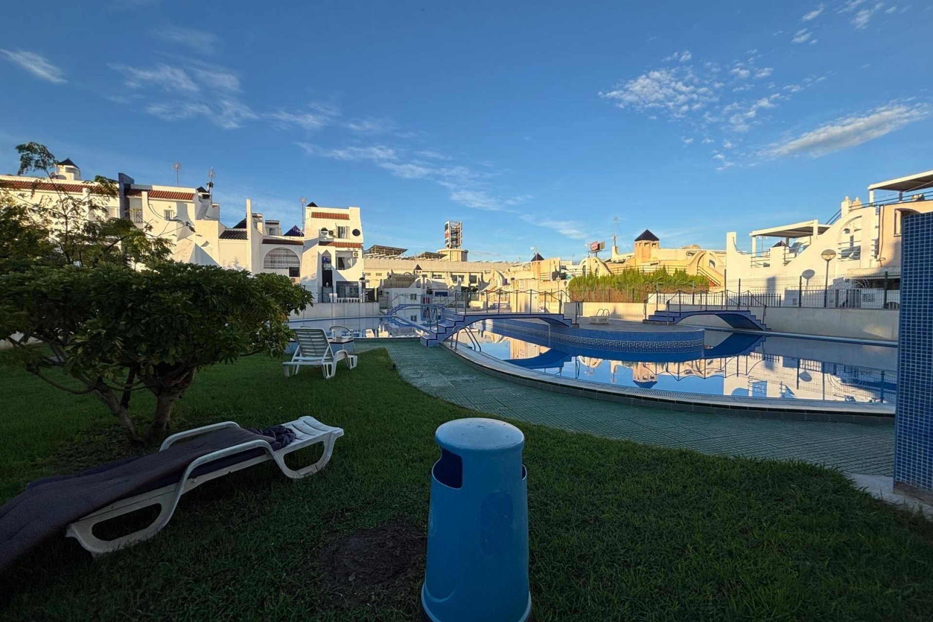 Wiederverkauf - Semi Detached -
Torrevieja - Carrefour