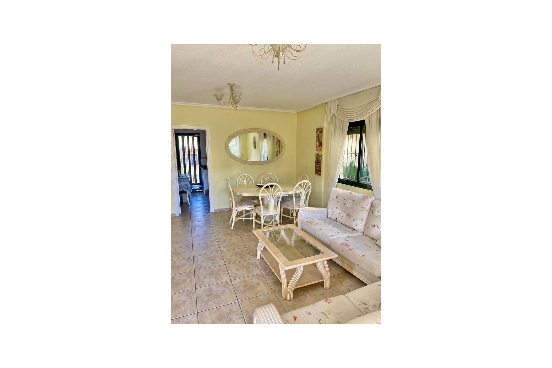 Wiederverkauf - Semi Detached -
Villamartin