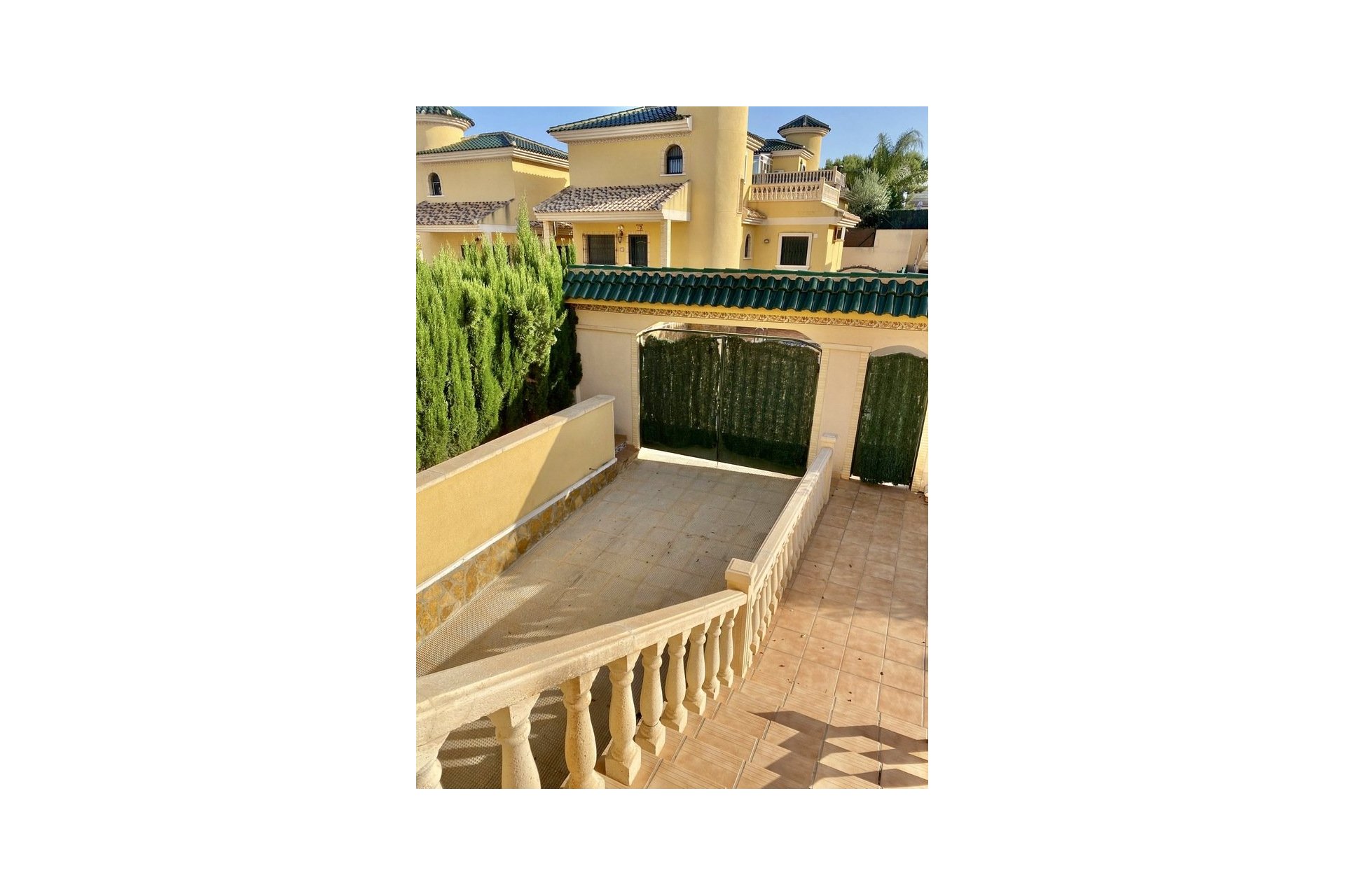 Wiederverkauf - Semi Detached -
Villamartin