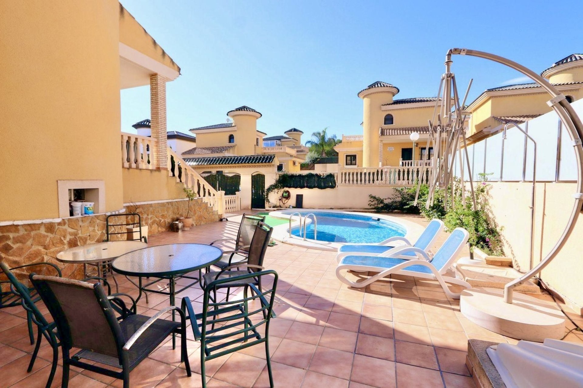 Wiederverkauf - Semi Detached -
Villamartin