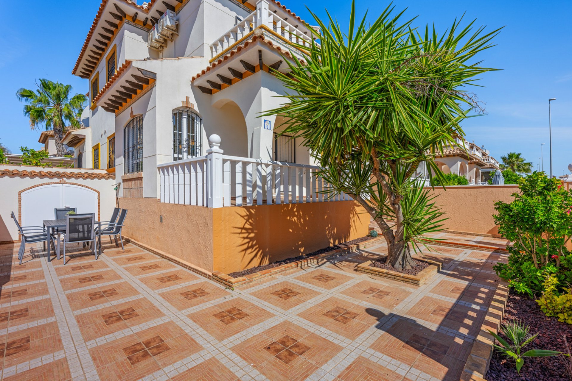 Wiederverkauf - Stadthaus -
Cabo Roig - Costa Blanca