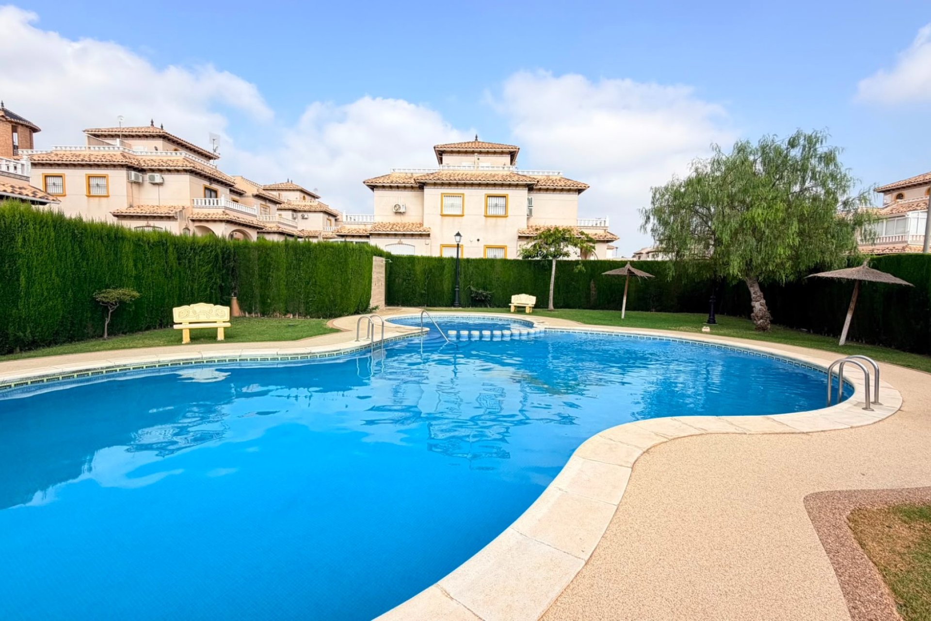 Wiederverkauf - Stadthaus -
Cabo Roig - Costa Blanca