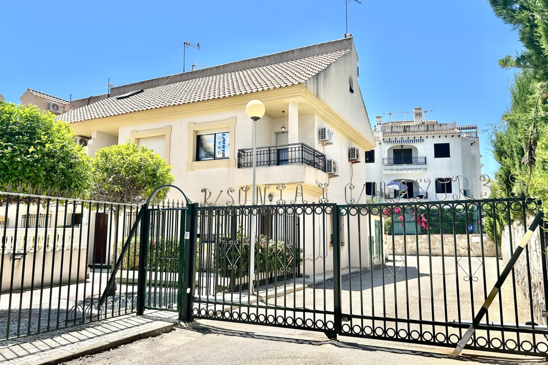 Wiederverkauf - Stadthaus -
La Zenia - Costa Blanca
