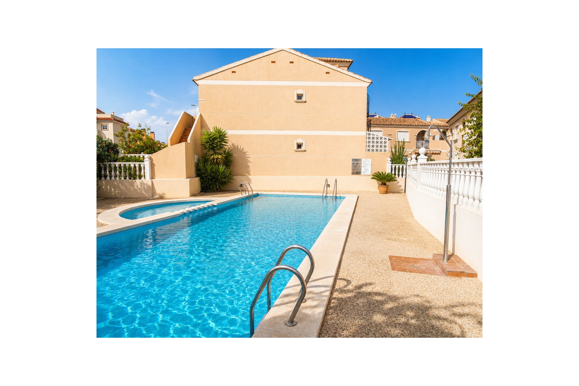 Wiederverkauf - Stadthaus -
La Zenia - Costa Blanca