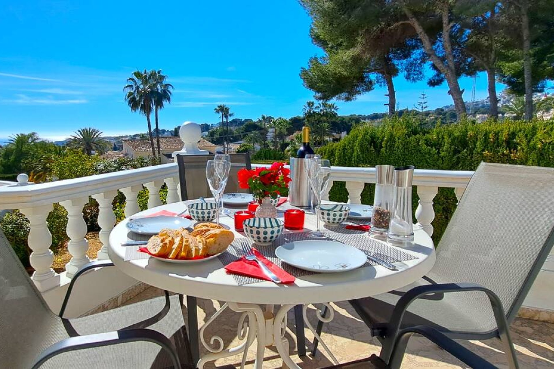 Wiederverkauf - Stadthaus -
Moraira - Costa Blanca