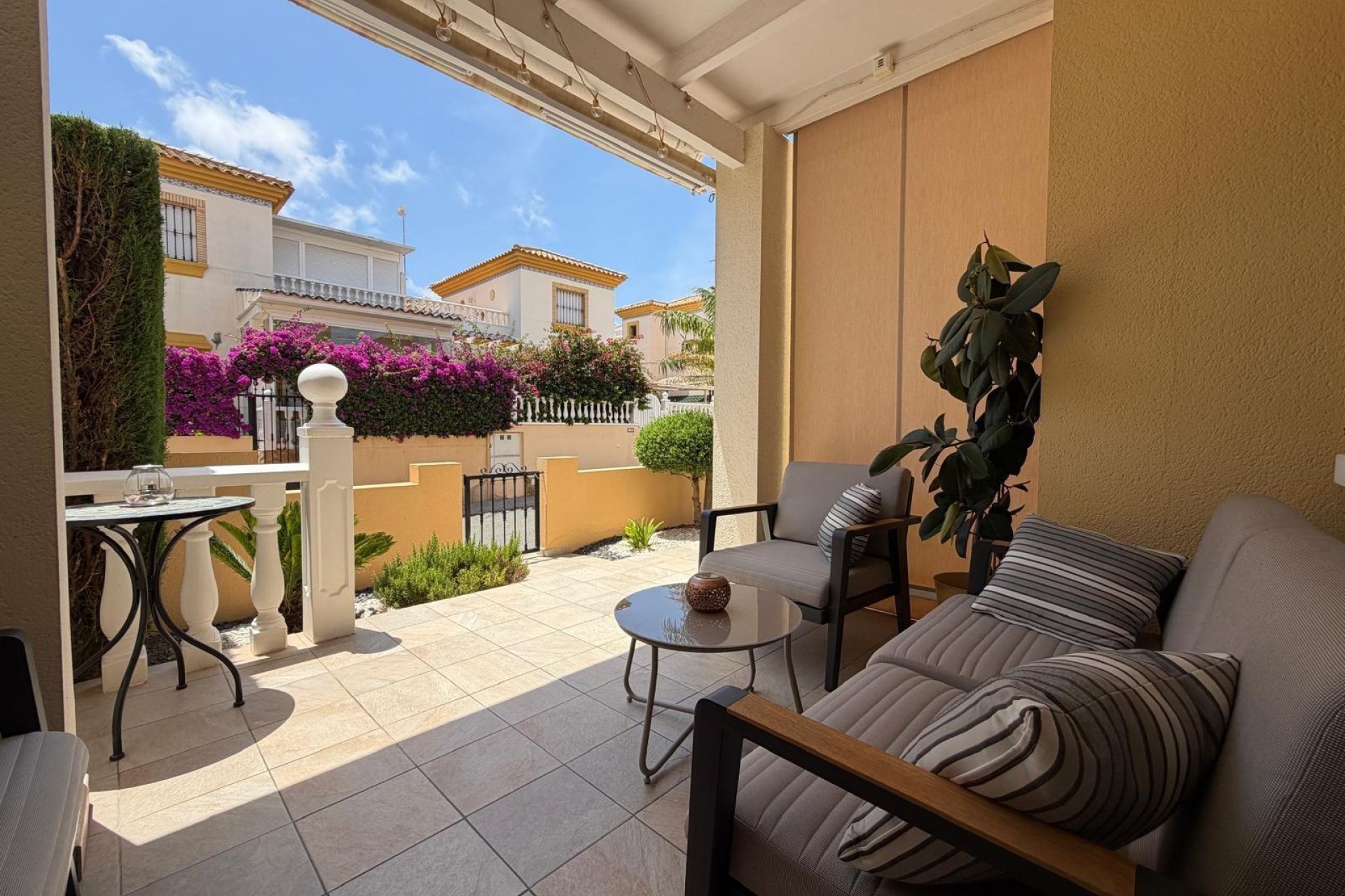 Wiederverkauf - Stadthaus -
Orihuela Costa - Los Dolses