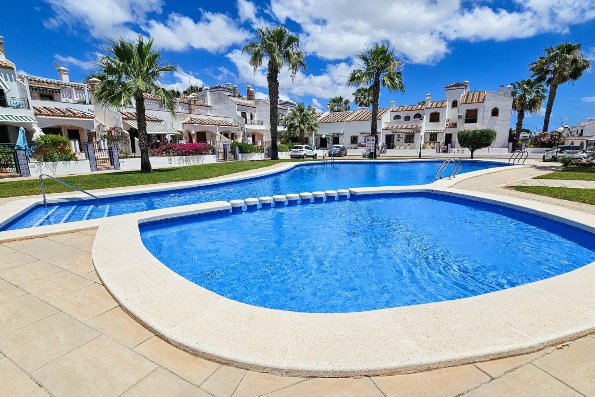 Wiederverkauf - Stadthaus -
Orihuela Costa - PAU 8