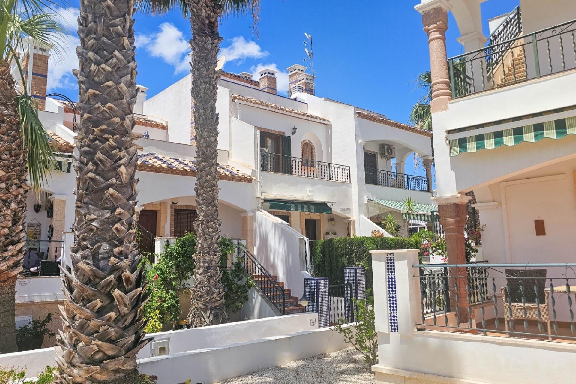 Wiederverkauf - Stadthaus -
Orihuela Costa - PAU 8