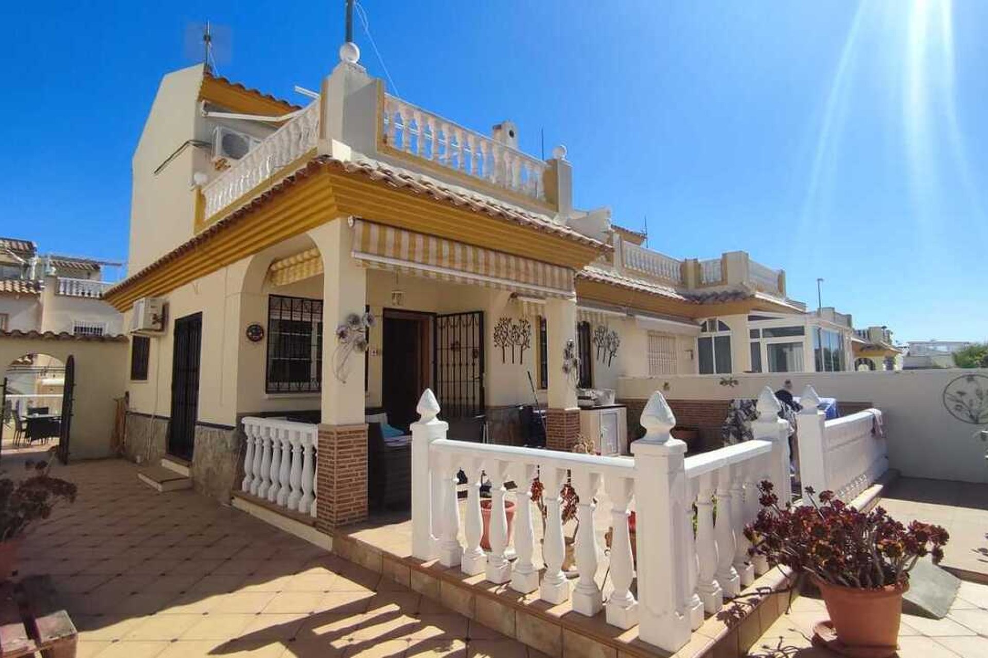 Wiederverkauf - Stadthaus -
Playa Flamenca - Costa Blanca