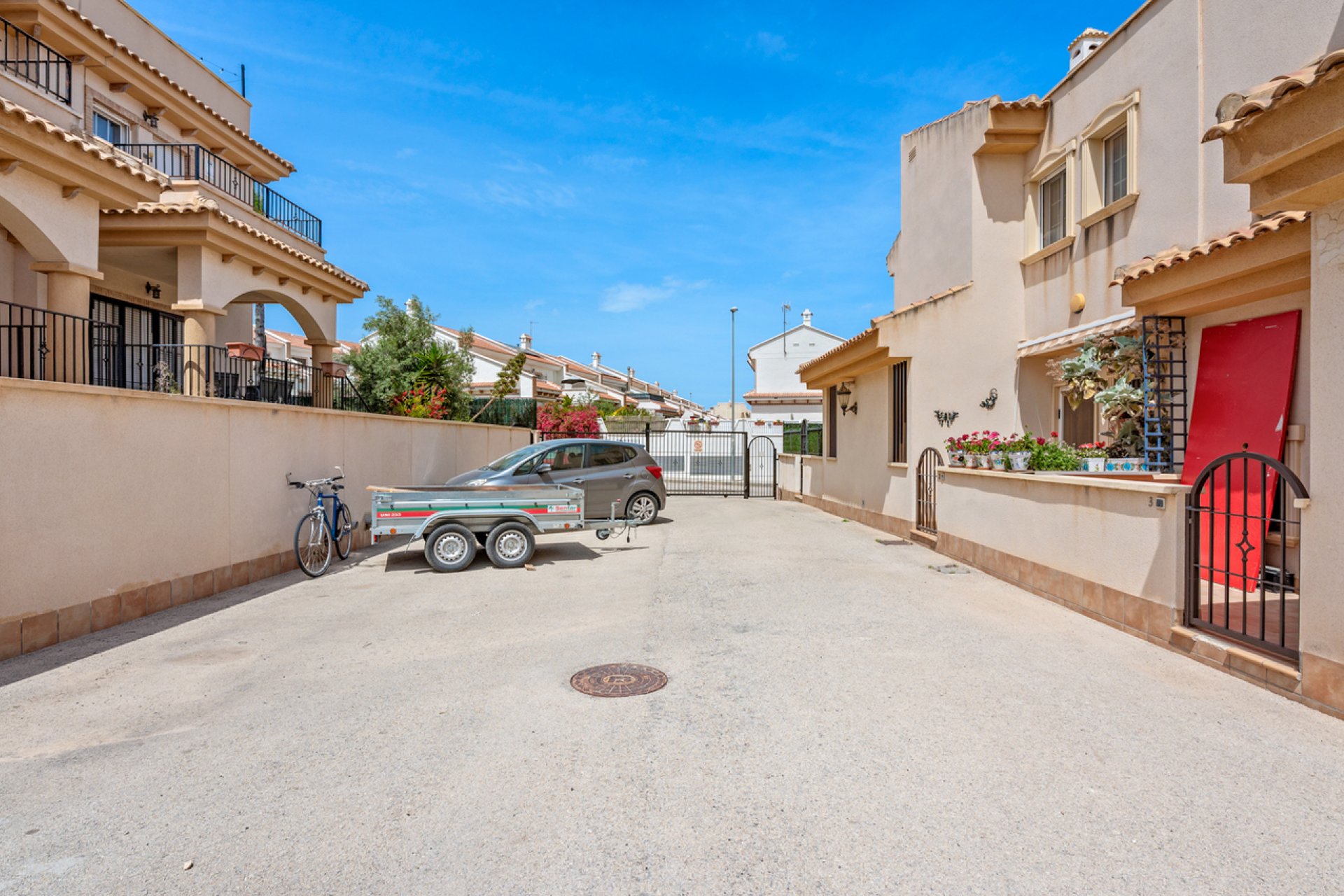 Wiederverkauf - Stadthaus -
San Miguel de Salinas - Inland