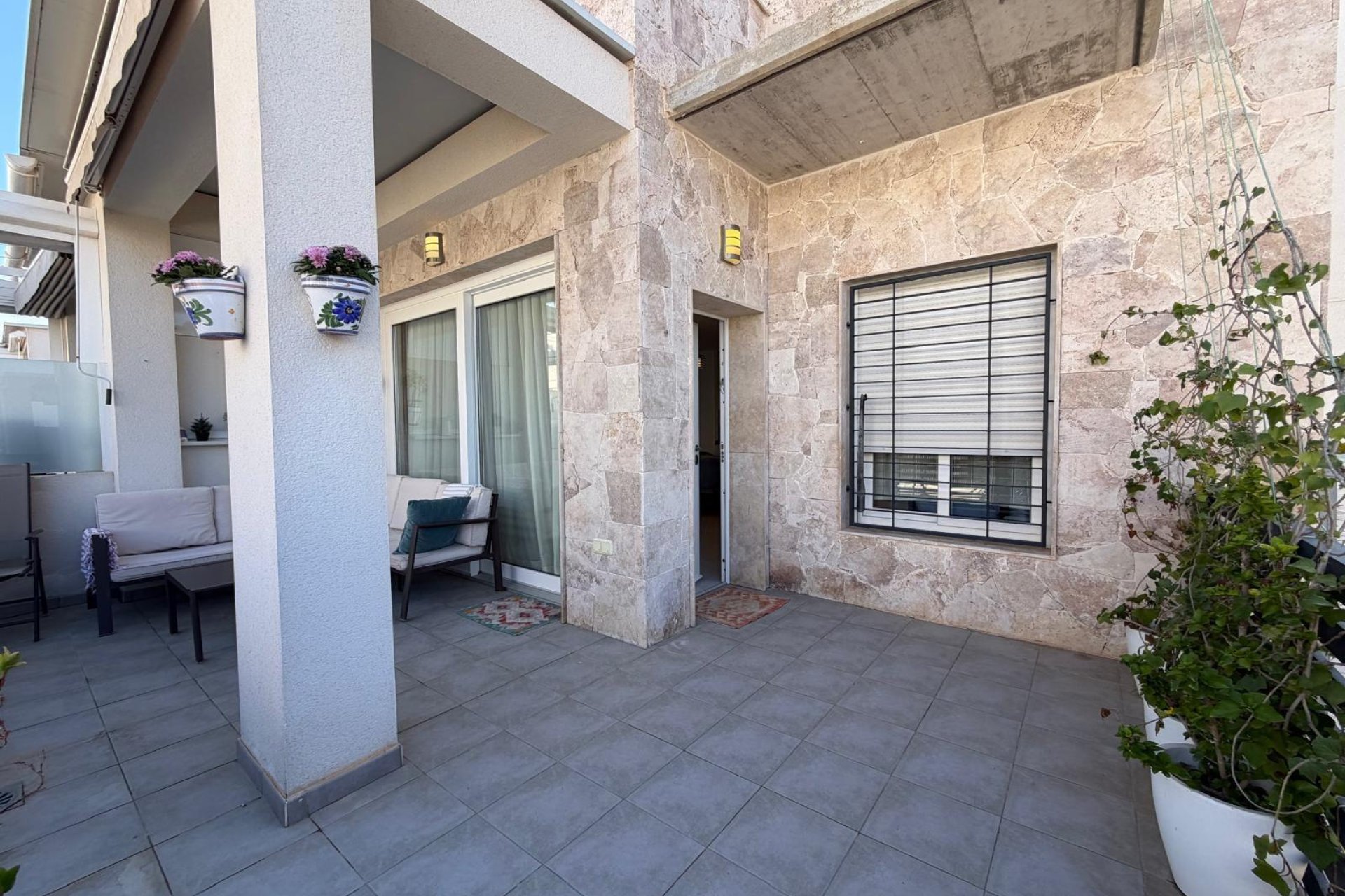 Wiederverkauf - Stadthaus -
Torrevieja - Aguas Nuevas