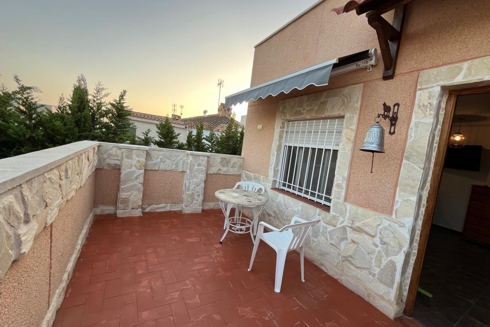 Wiederverkauf - Stadthaus -
Torrevieja - Carrefour