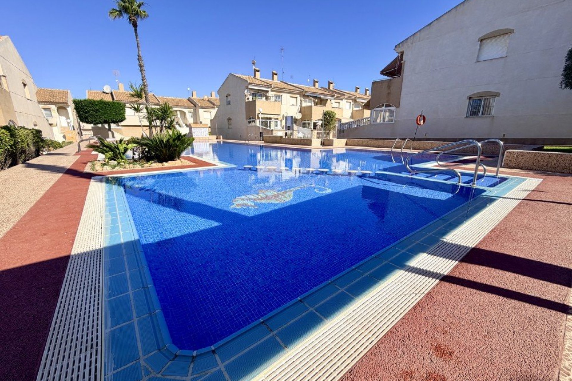 Wiederverkauf - Stadthaus -
Torrevieja - Costa Blanca