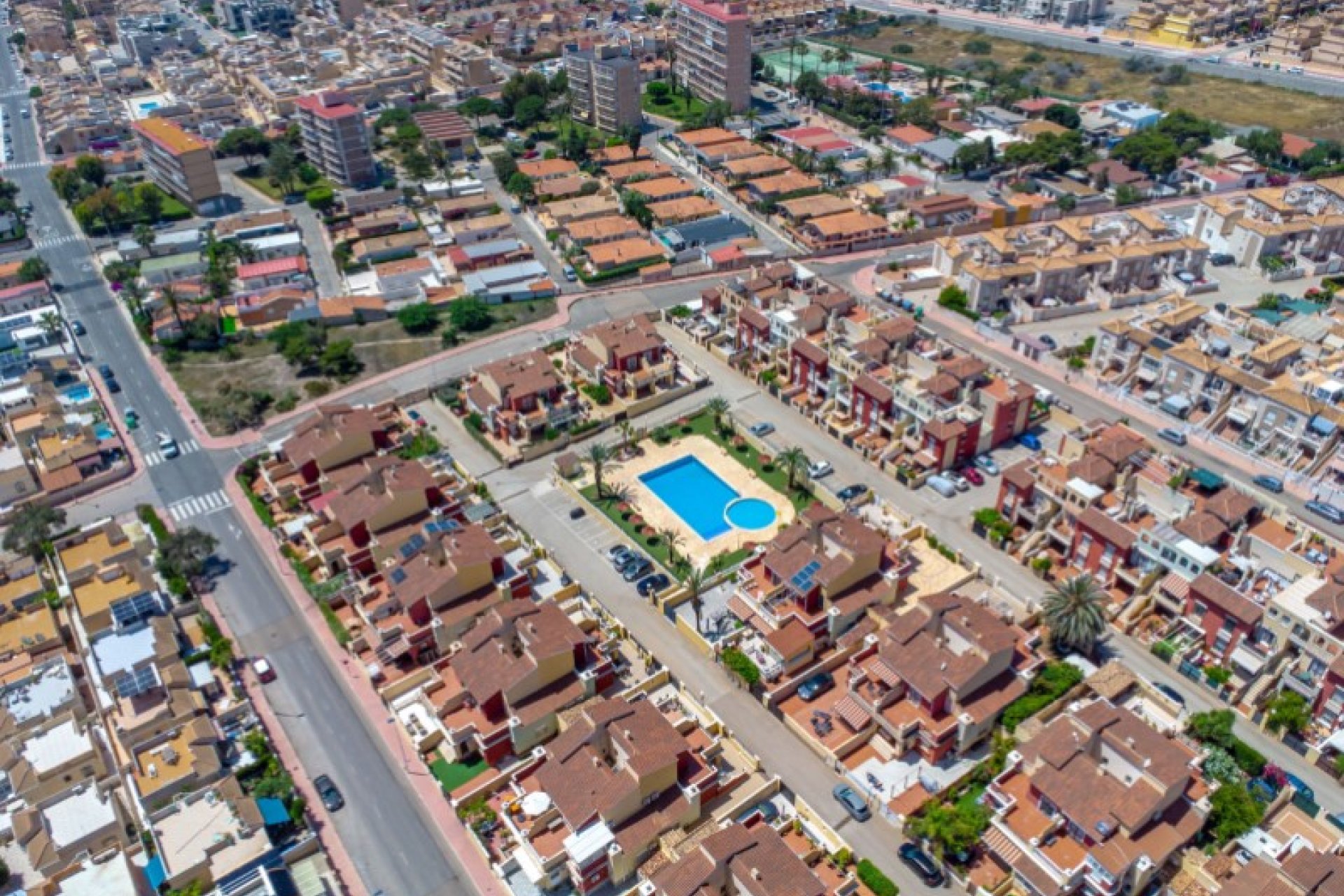 Wiederverkauf - Stadthaus -
Torrevieja - Costa Blanca