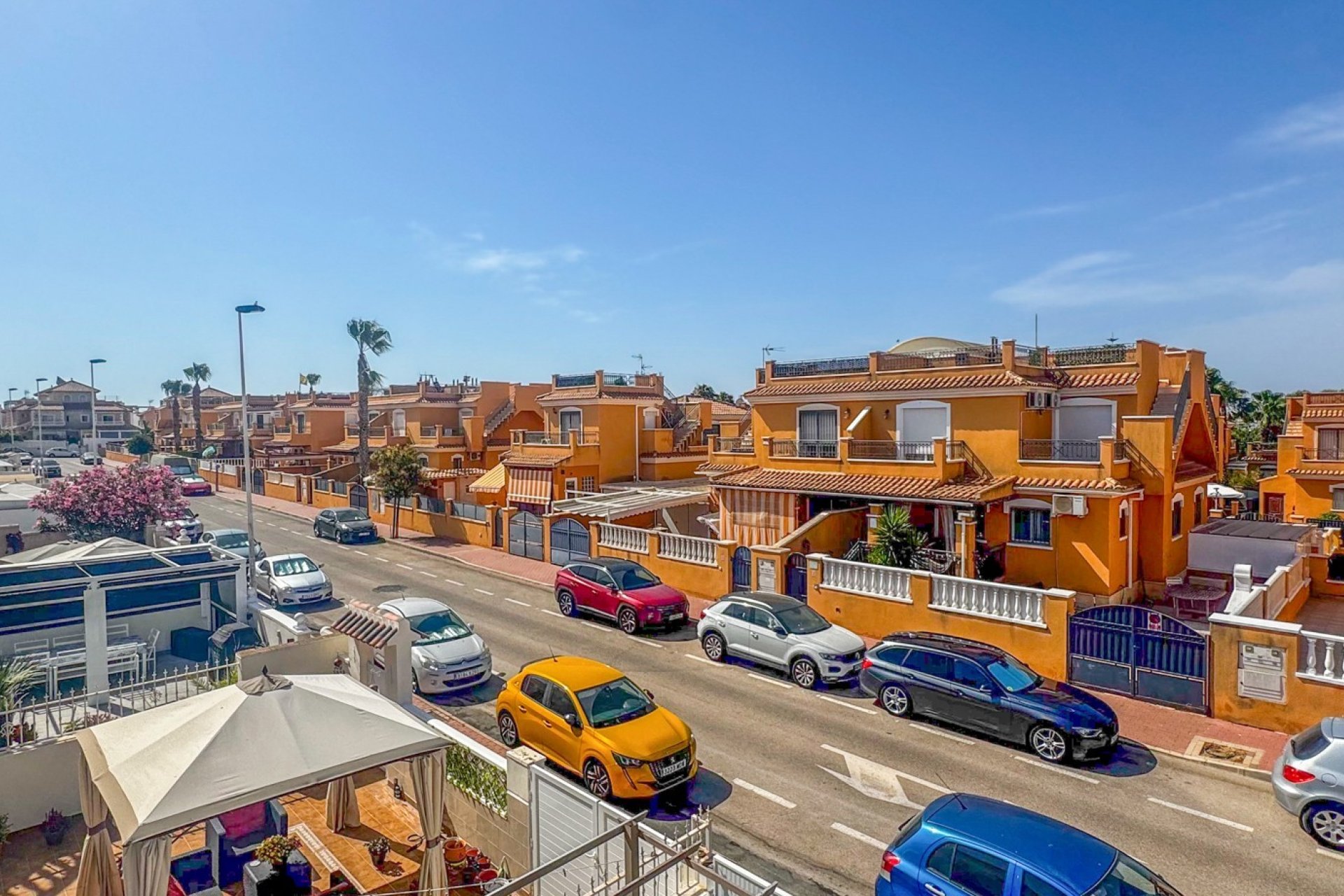 Wiederverkauf - Stadthaus -
Torrevieja - Costa Blanca