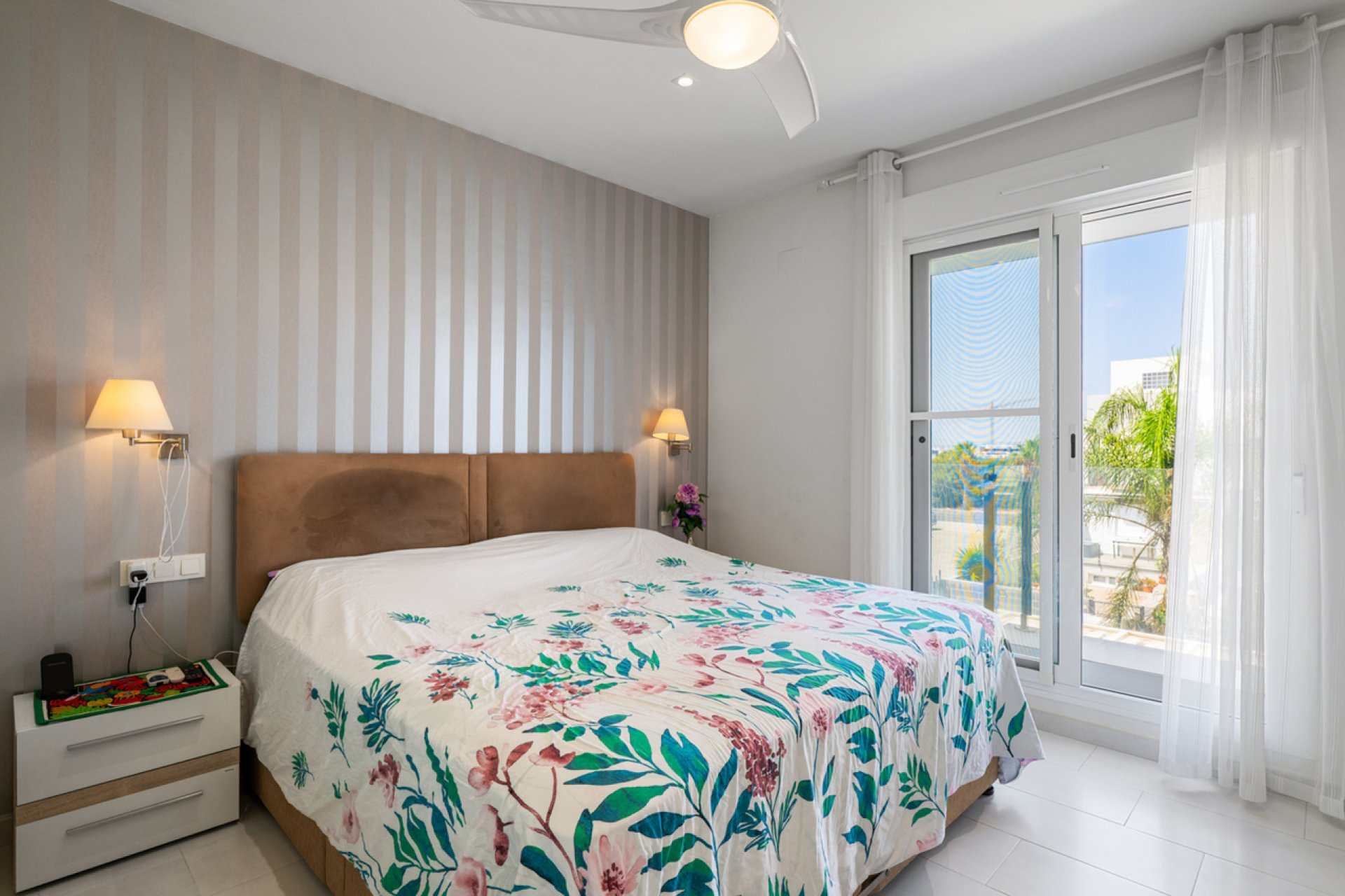 Wiederverkauf - Stadthaus -
Torrevieja - Costa Blanca
