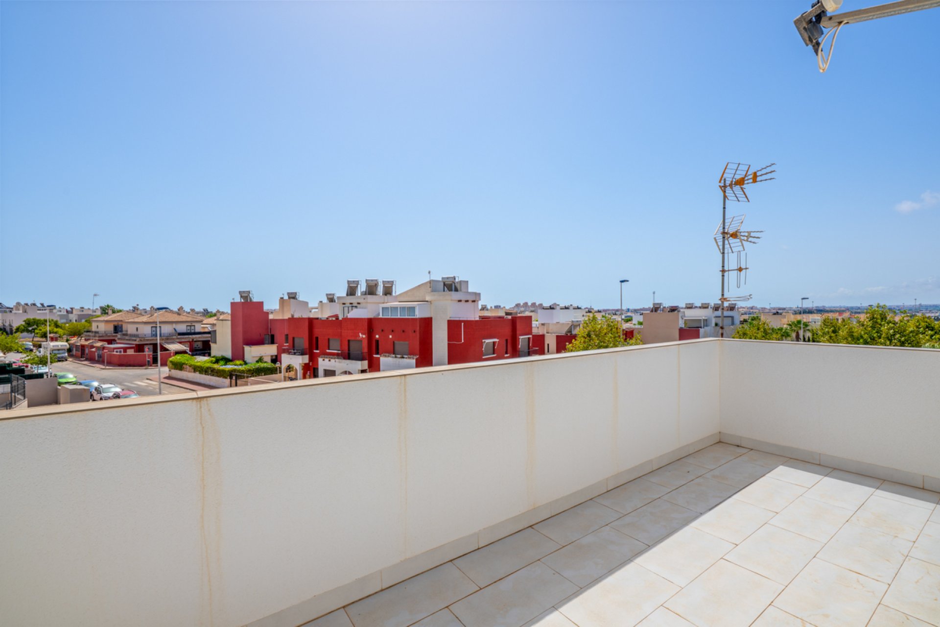 Wiederverkauf - Stadthaus -
Torrevieja - Costa Blanca