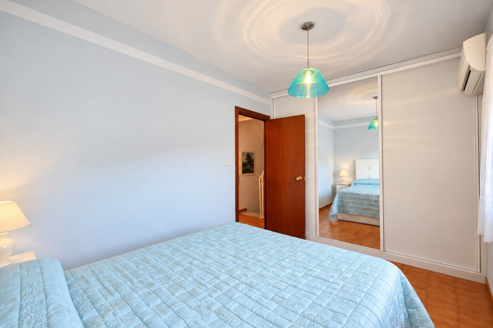 Wiederverkauf - Stadthaus -
Torrevieja - Costa Blanca