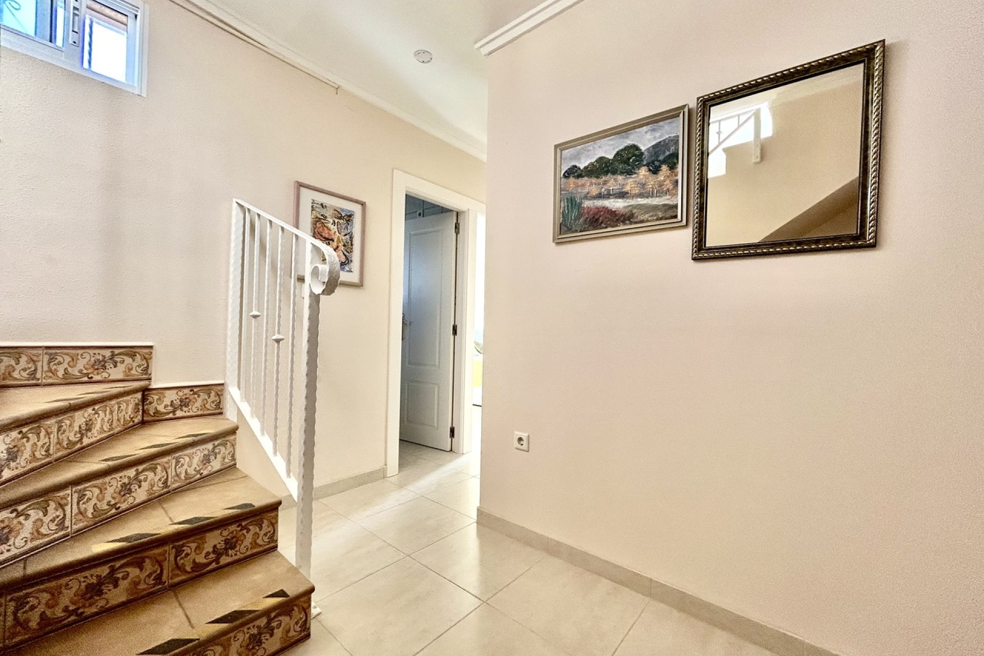 Wiederverkauf - Stadthaus -
Torrevieja - Costa Blanca