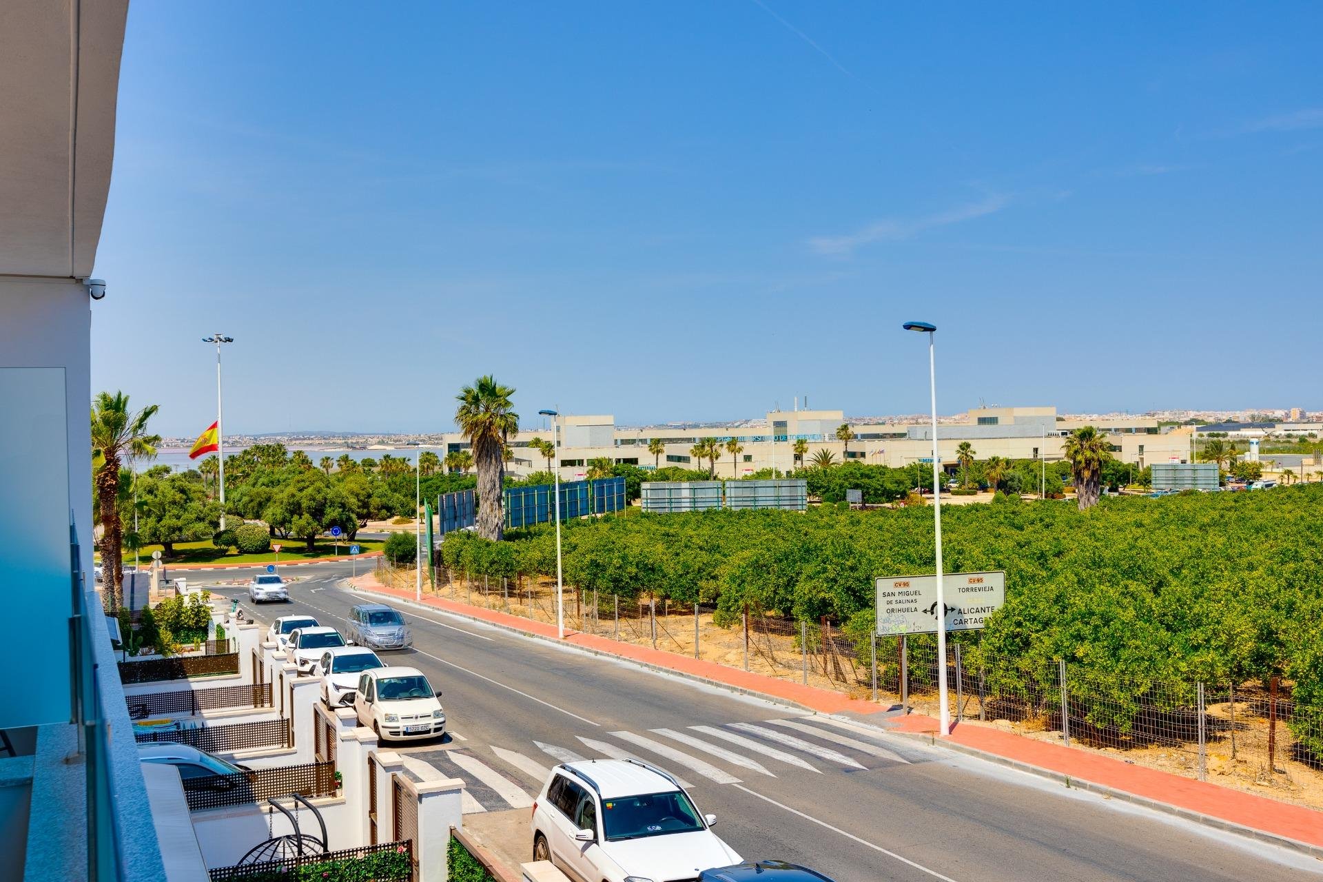 Wiederverkauf - Stadthaus -
Torrevieja - La Siesta