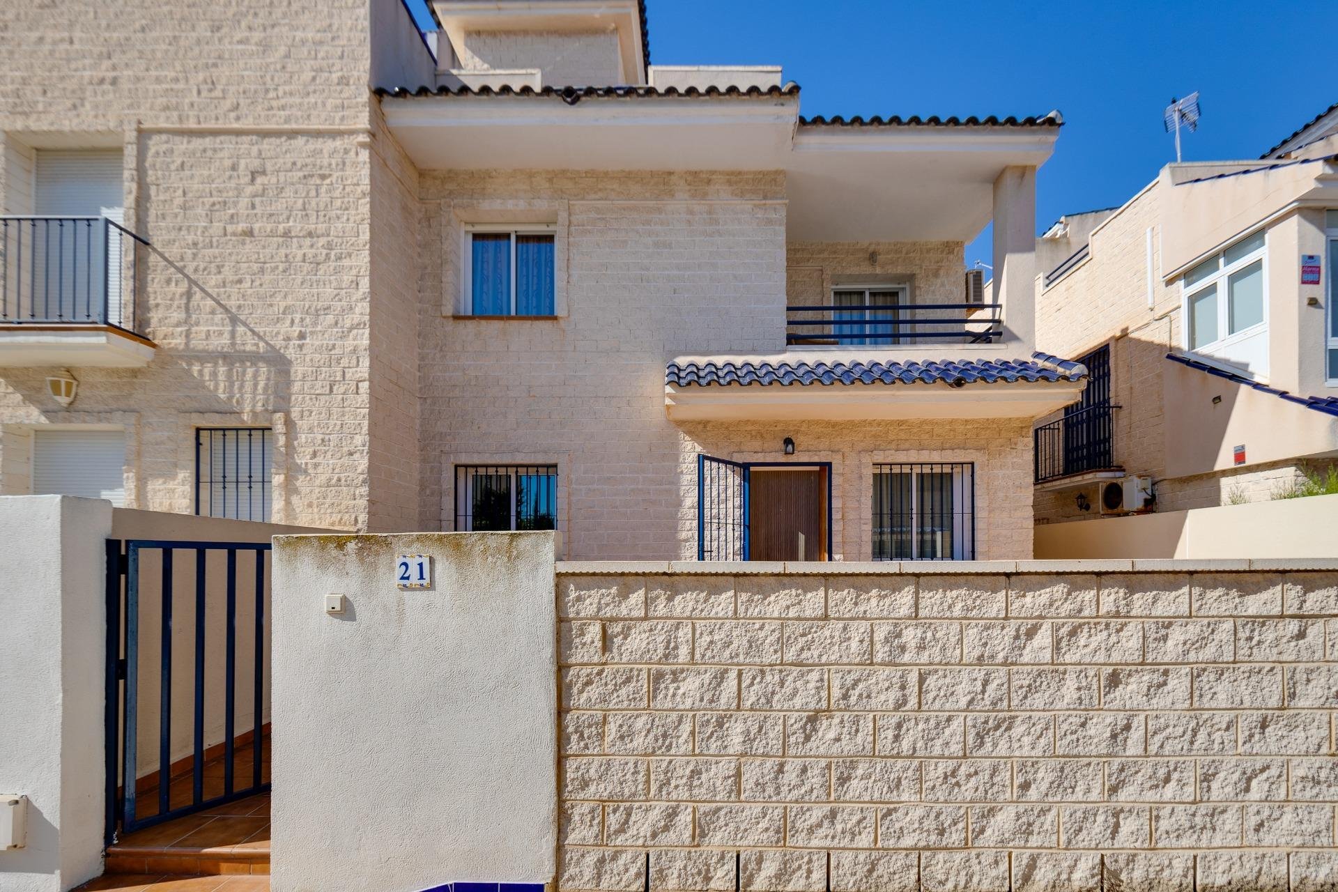 Wiederverkauf - Stadthaus -
Torrevieja - La Veleta