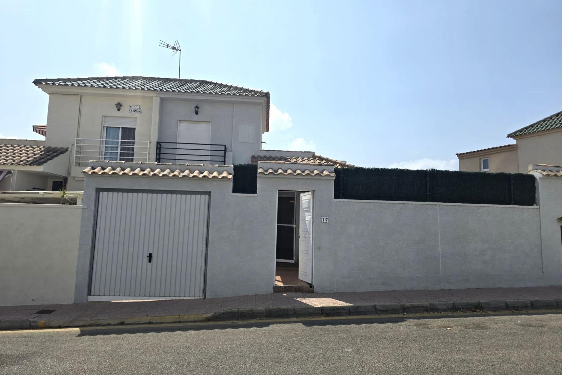 Wiederverkauf - Stadthaus -
Torrevieja - Los Altos