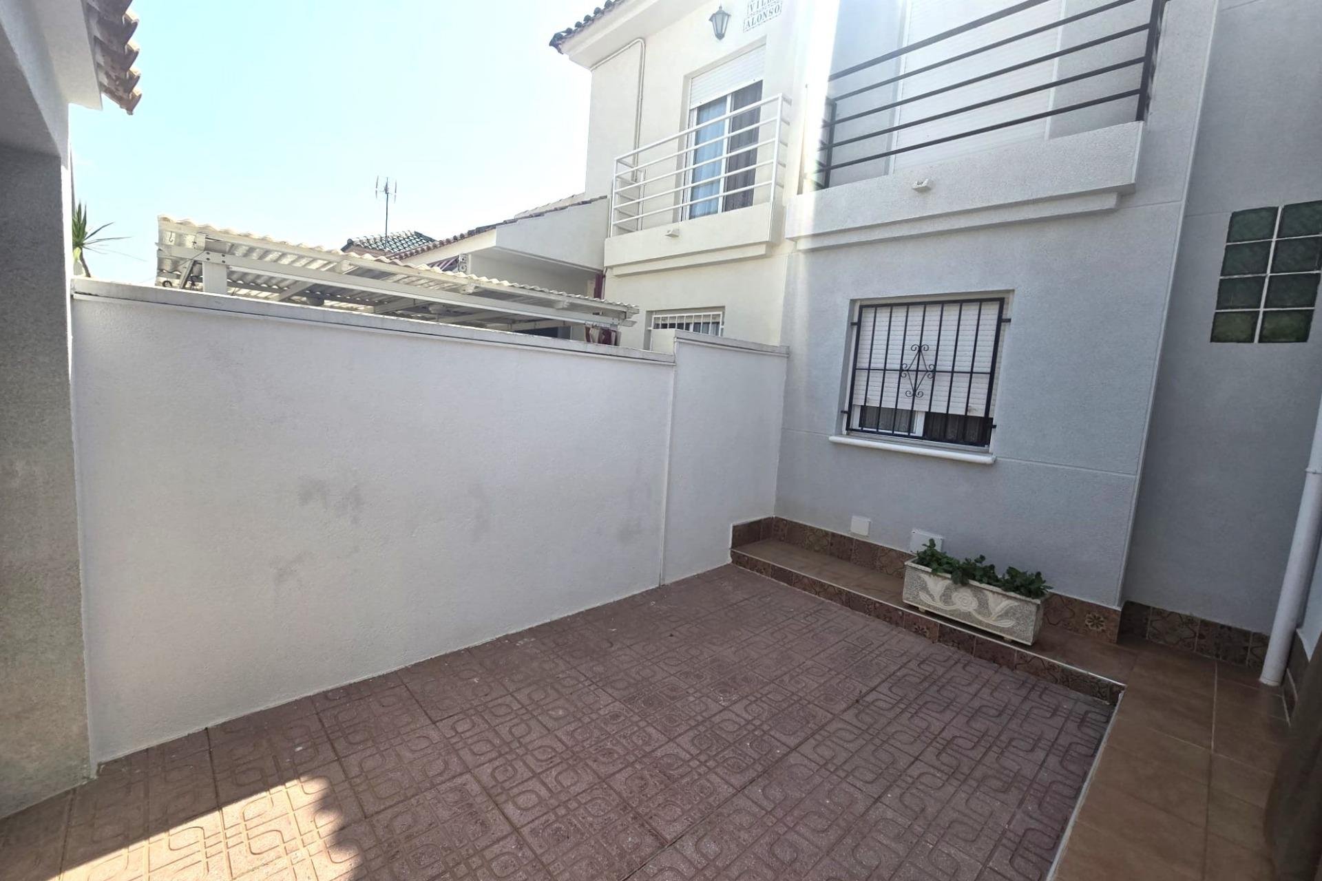 Wiederverkauf - Stadthaus -
Torrevieja - Los Altos