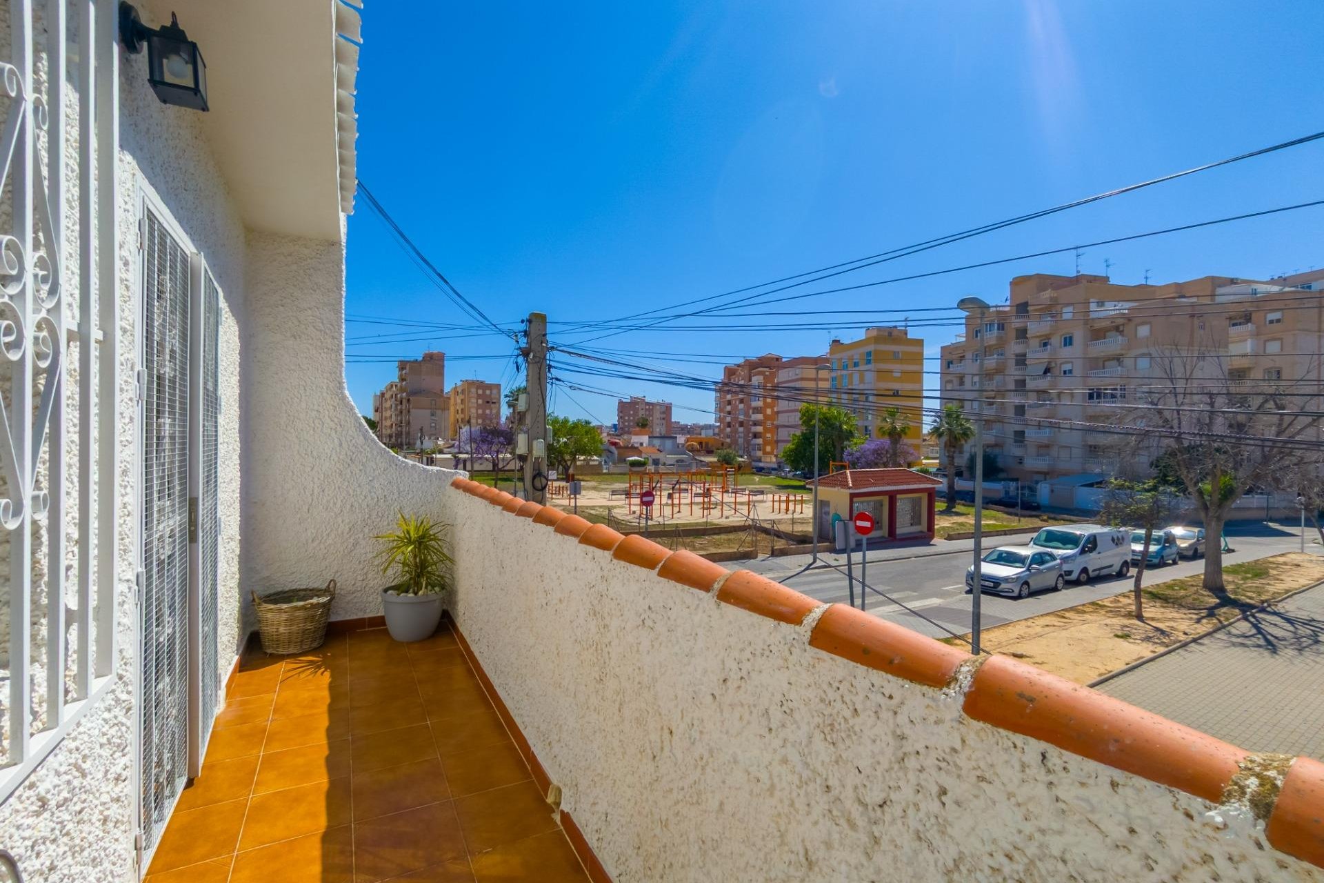 Wiederverkauf - Stadthaus -
Torrevieja - Nueva Torrevieja