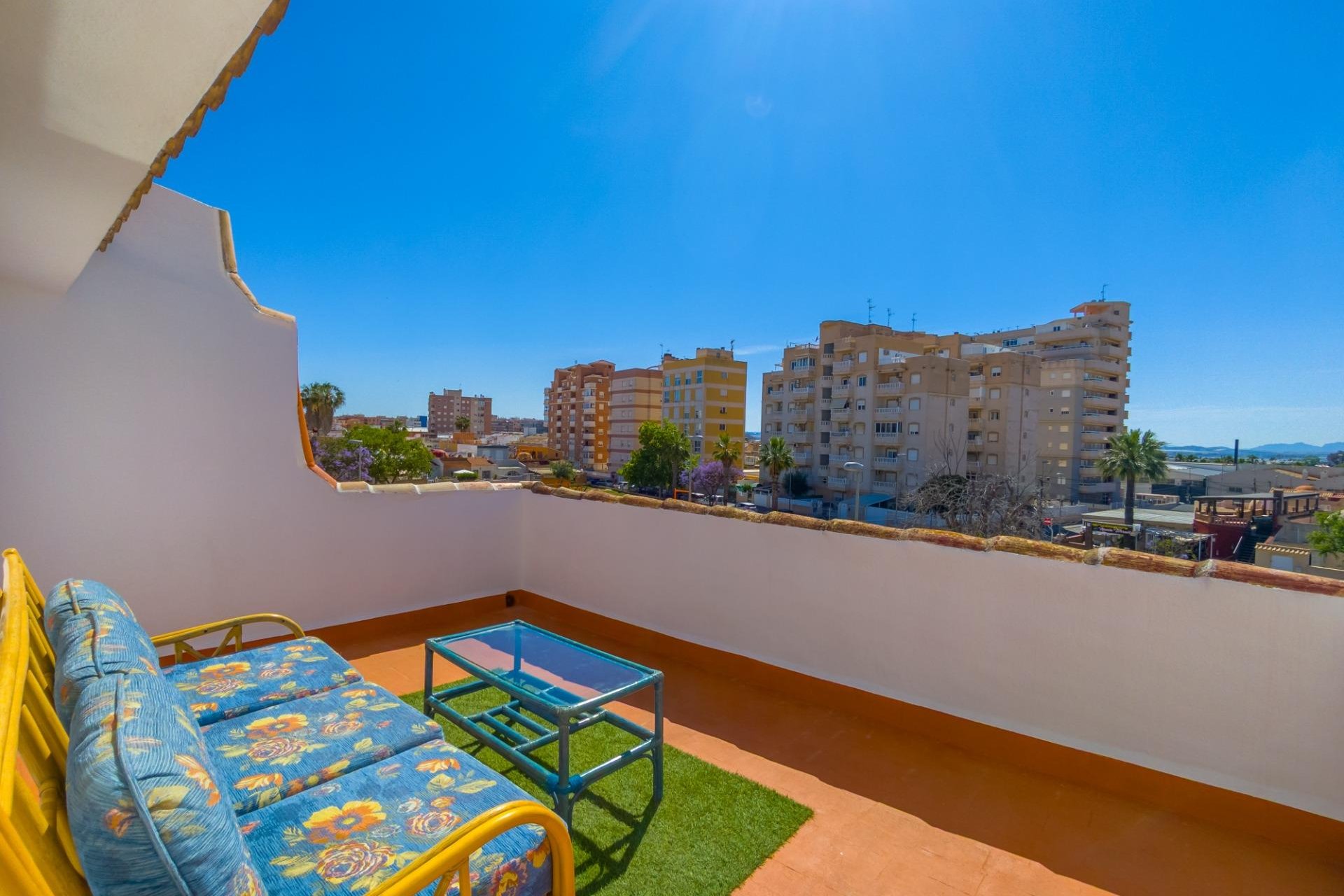Wiederverkauf - Stadthaus -
Torrevieja - Nueva Torrevieja