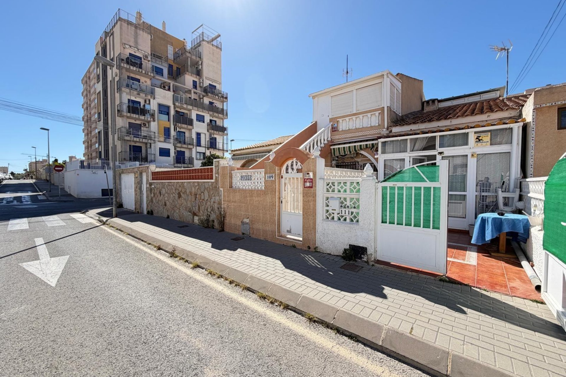 Wiederverkauf - Stadthaus -
Torrevieja - Nueva Torrevieja