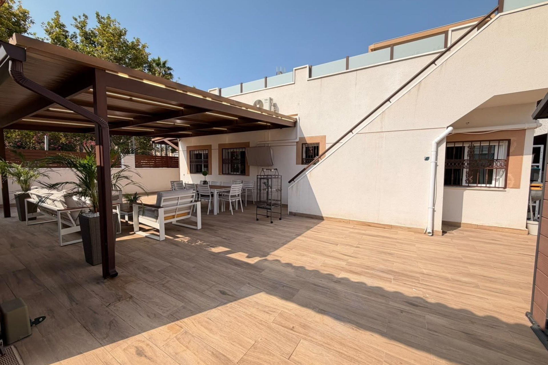 Wiederverkauf - Stadthaus -
Torrevieja - Nueva Torrevieja
