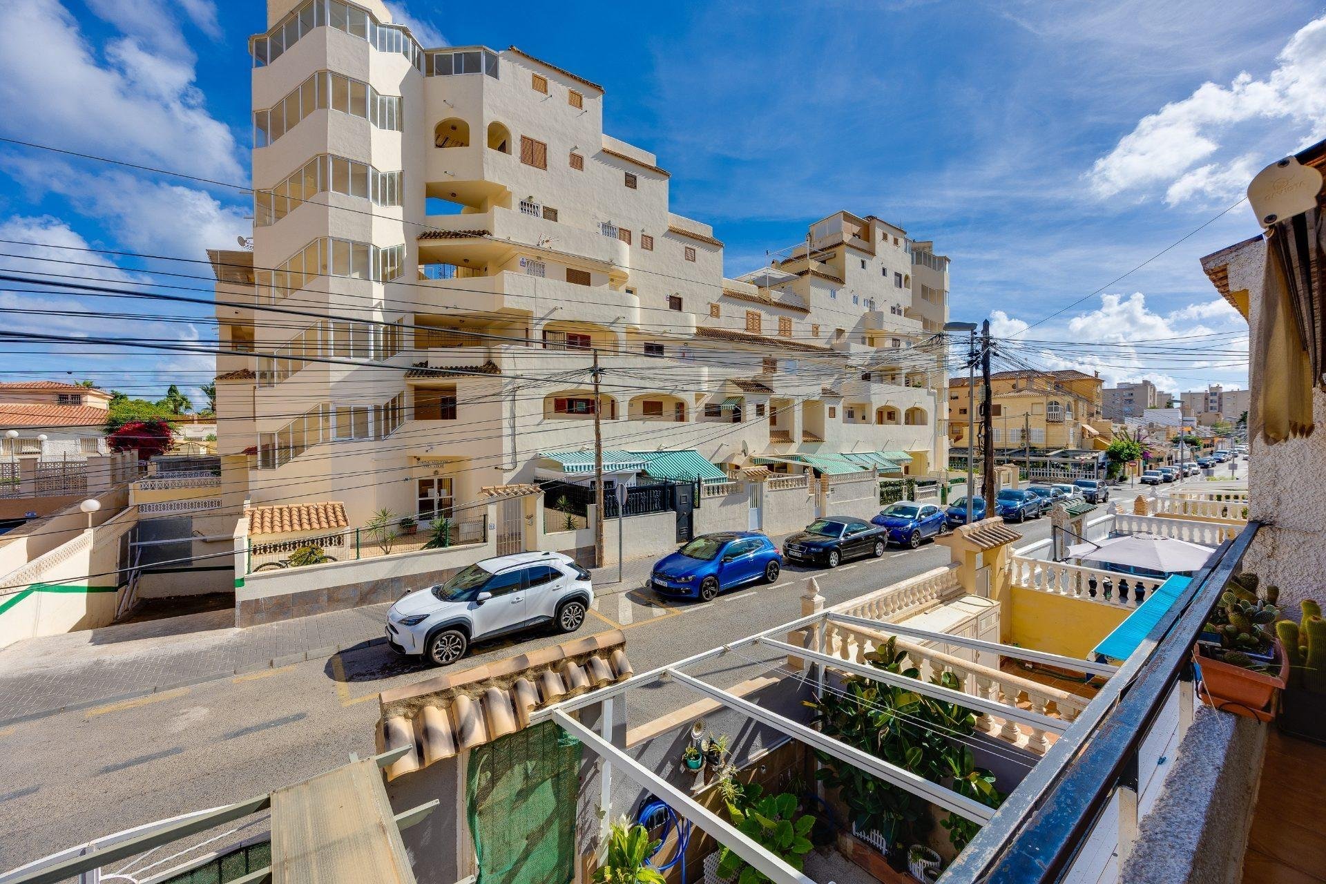 Wiederverkauf - Stadthaus -
Torrevieja - Nueva Torrevieja