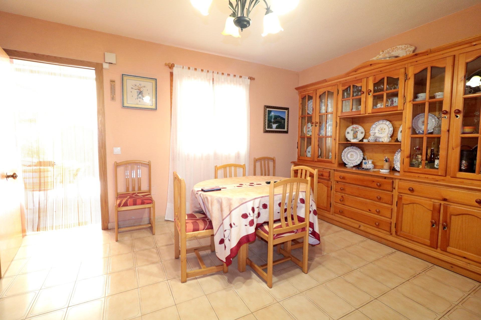 Wiederverkauf - Stadthaus -
Torrevieja - Playa De Los Naufragos