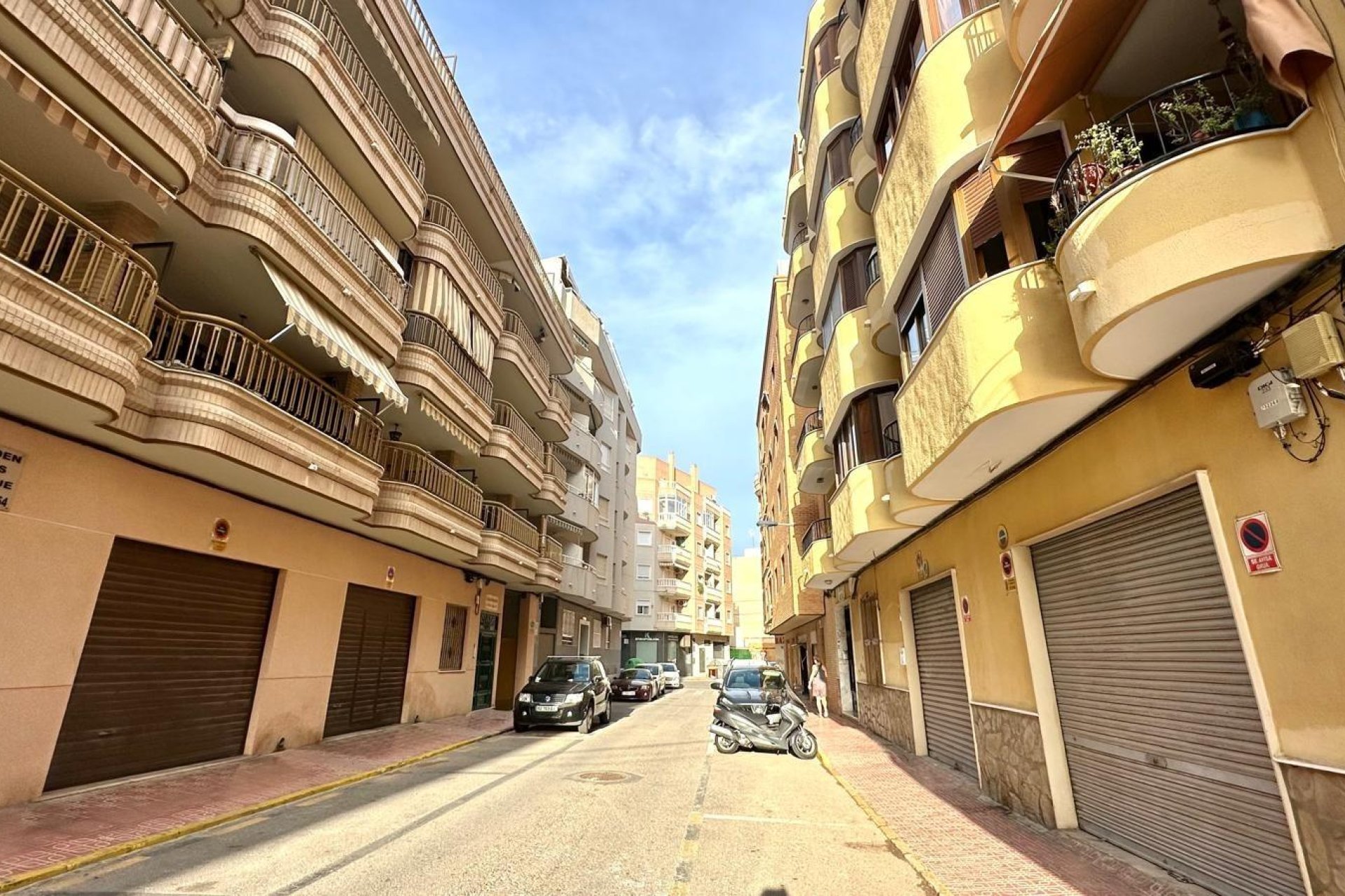 Wiederverkauf - Stadthaus -
Torrevieja - Playa del Cura