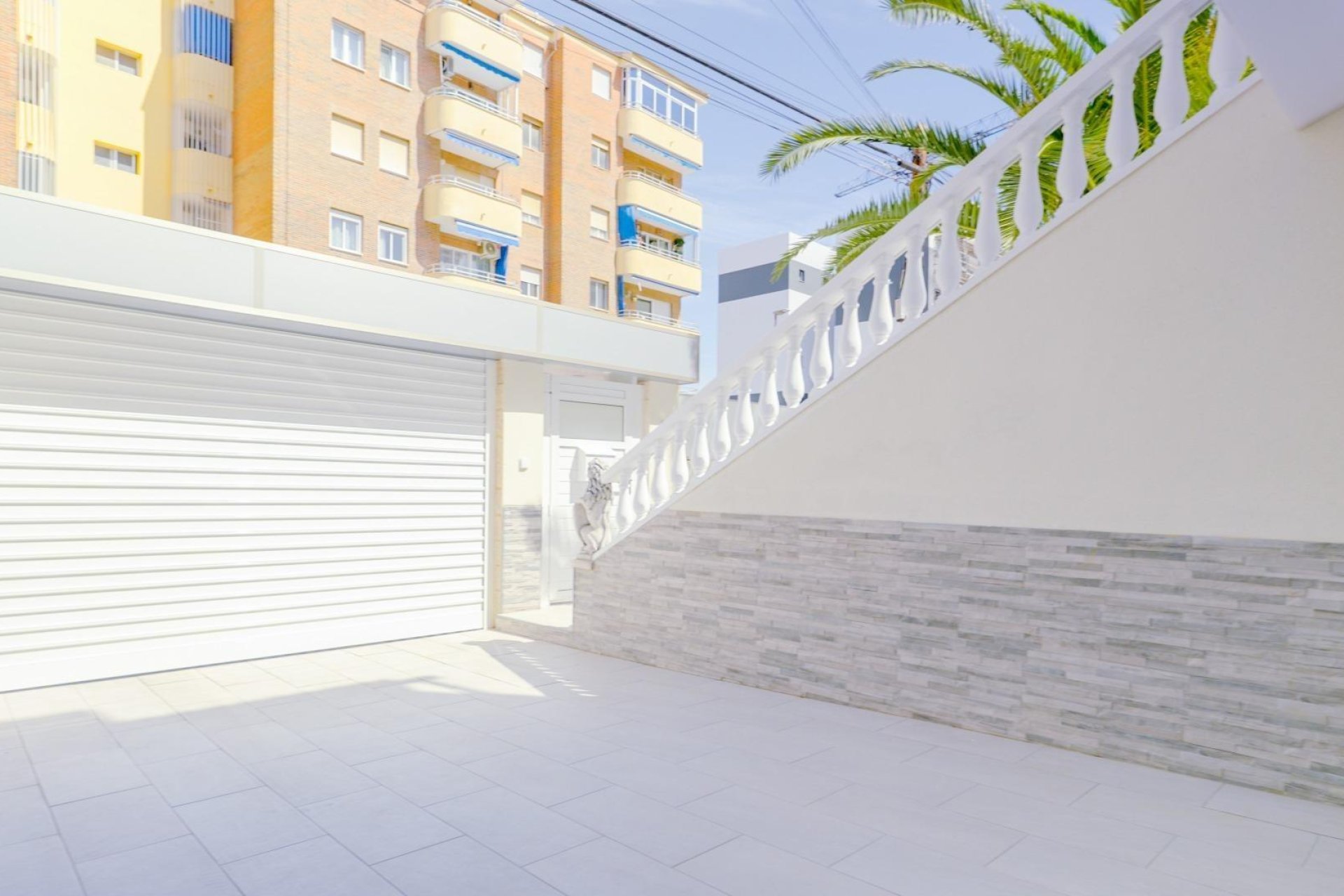Wiederverkauf - Stadthaus -
Torrevieja - Punta Prima