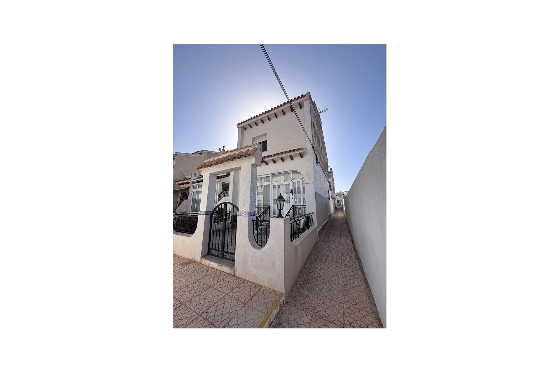 Wiederverkauf - Stadthaus -
Villamartin - Costa Blanca