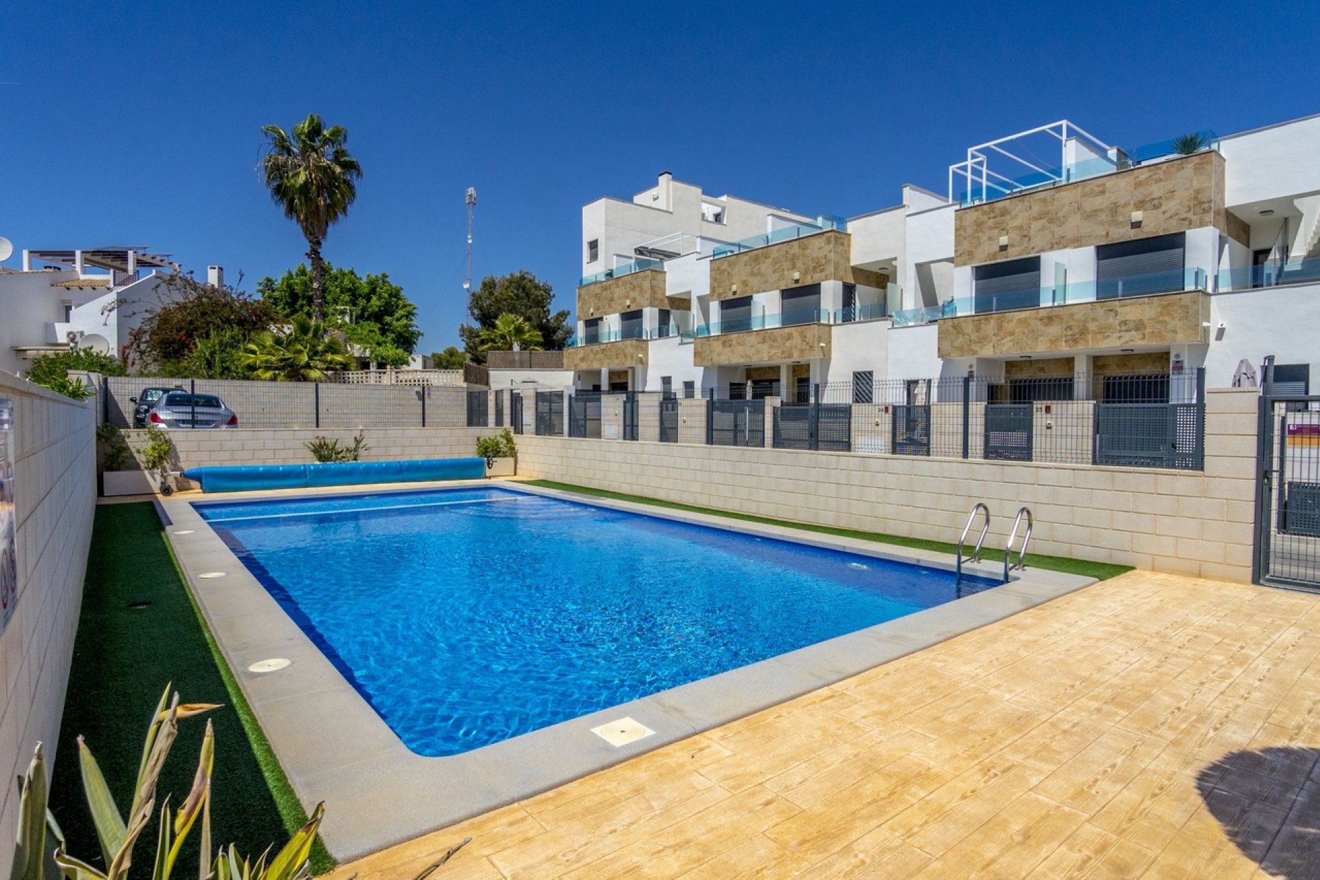 Wiederverkauf - Stadthaus -
Villamartin - Costa Blanca