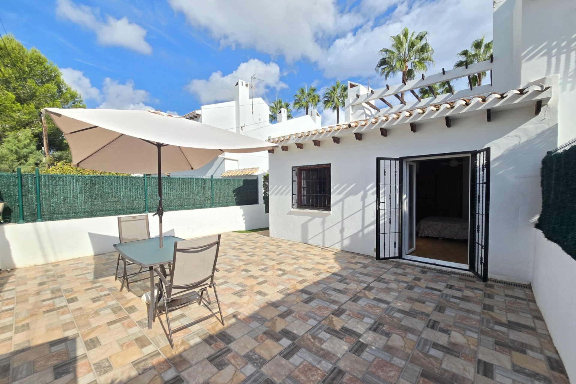 Wiederverkauf - Stadthaus -
Villamartin - Costa Blanca
