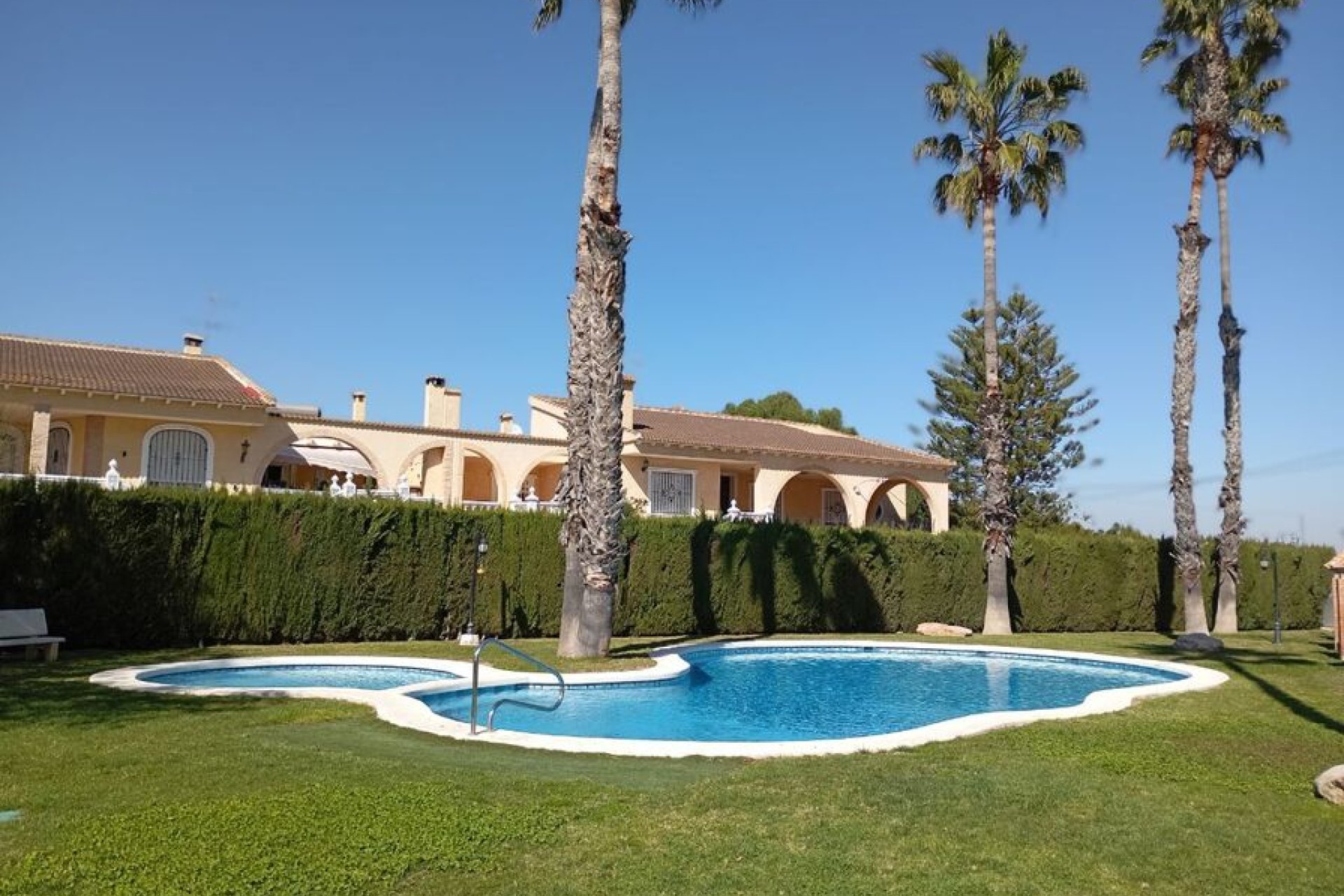 Wiederverkauf - Town House -
Catral - Costa Blanca