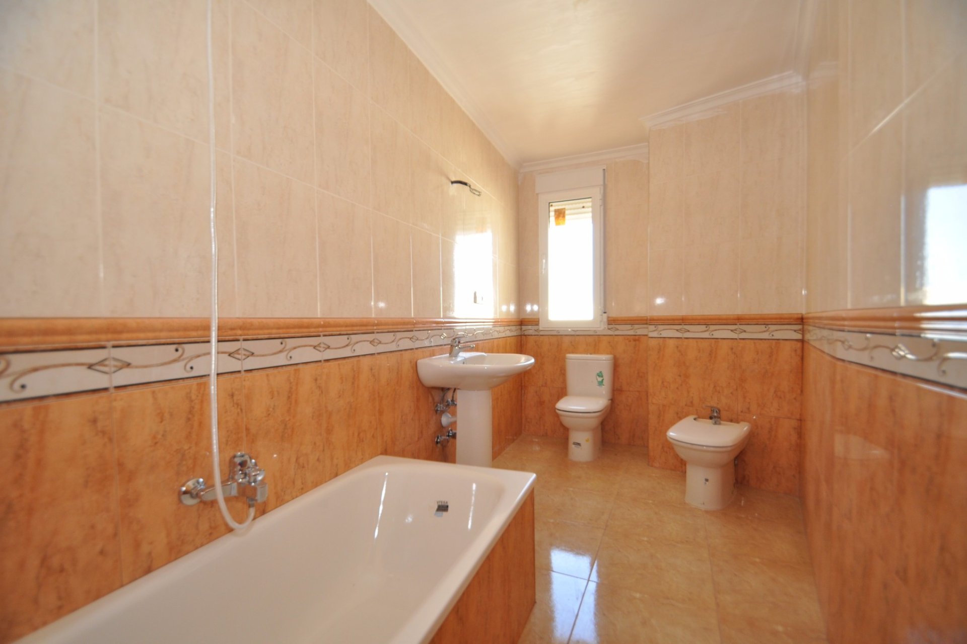 Wiederverkauf - Town House -
Ibi - Costa Blanca