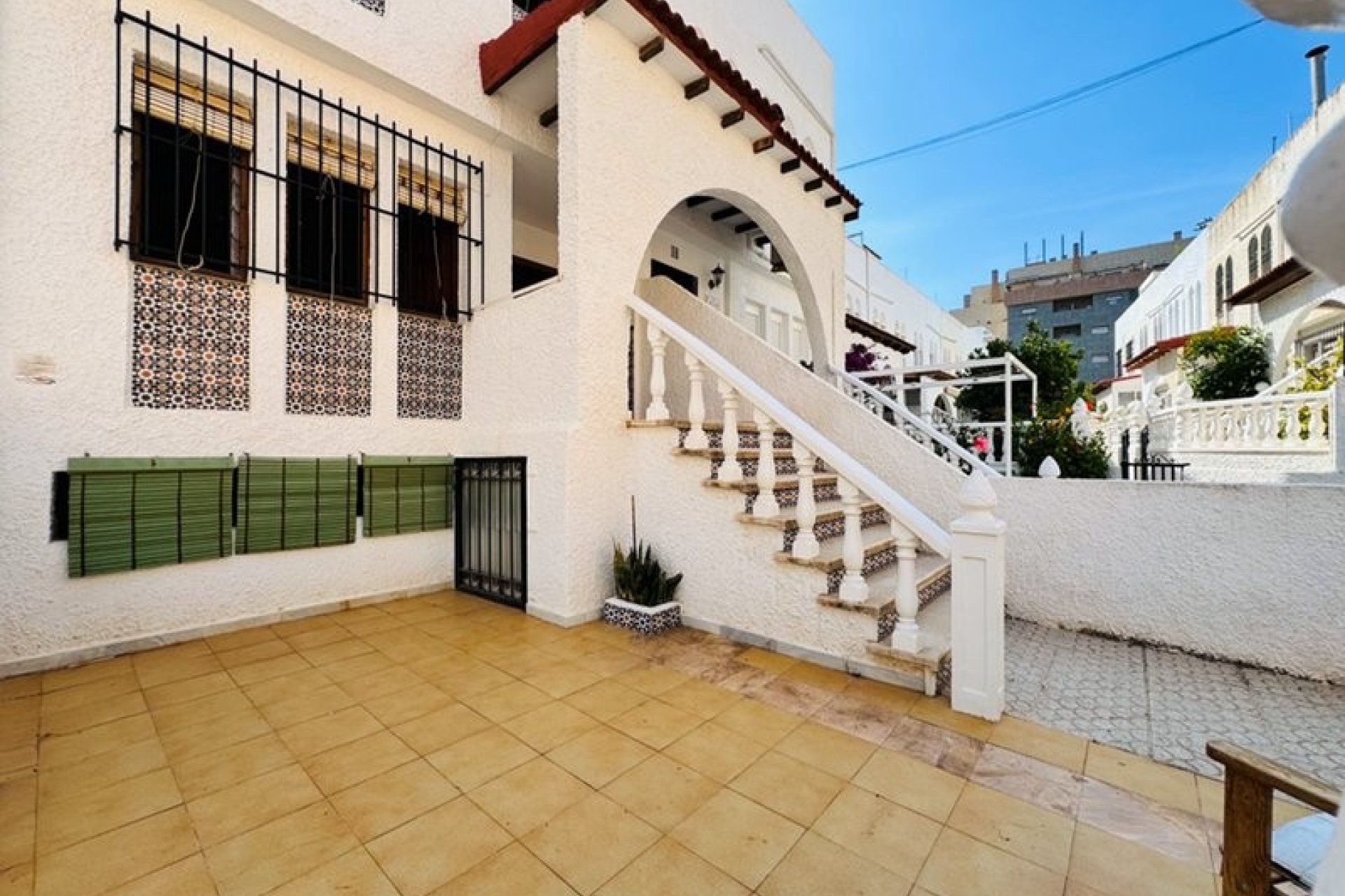 Wiederverkauf - Town House -
La Mata - Costa Blanca