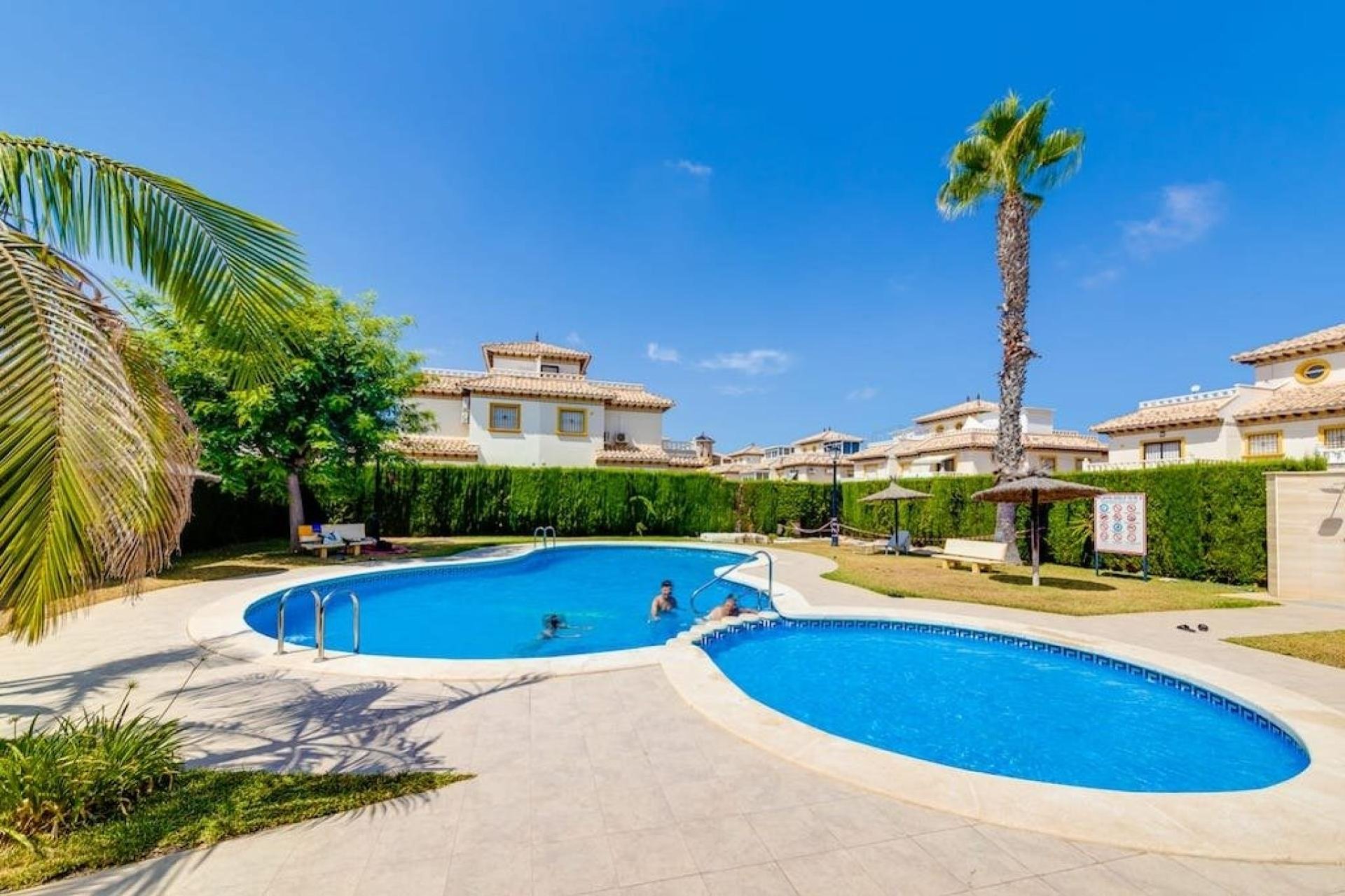 Wiederverkauf - Town House -
Orihuela Costa - Costa Blanca