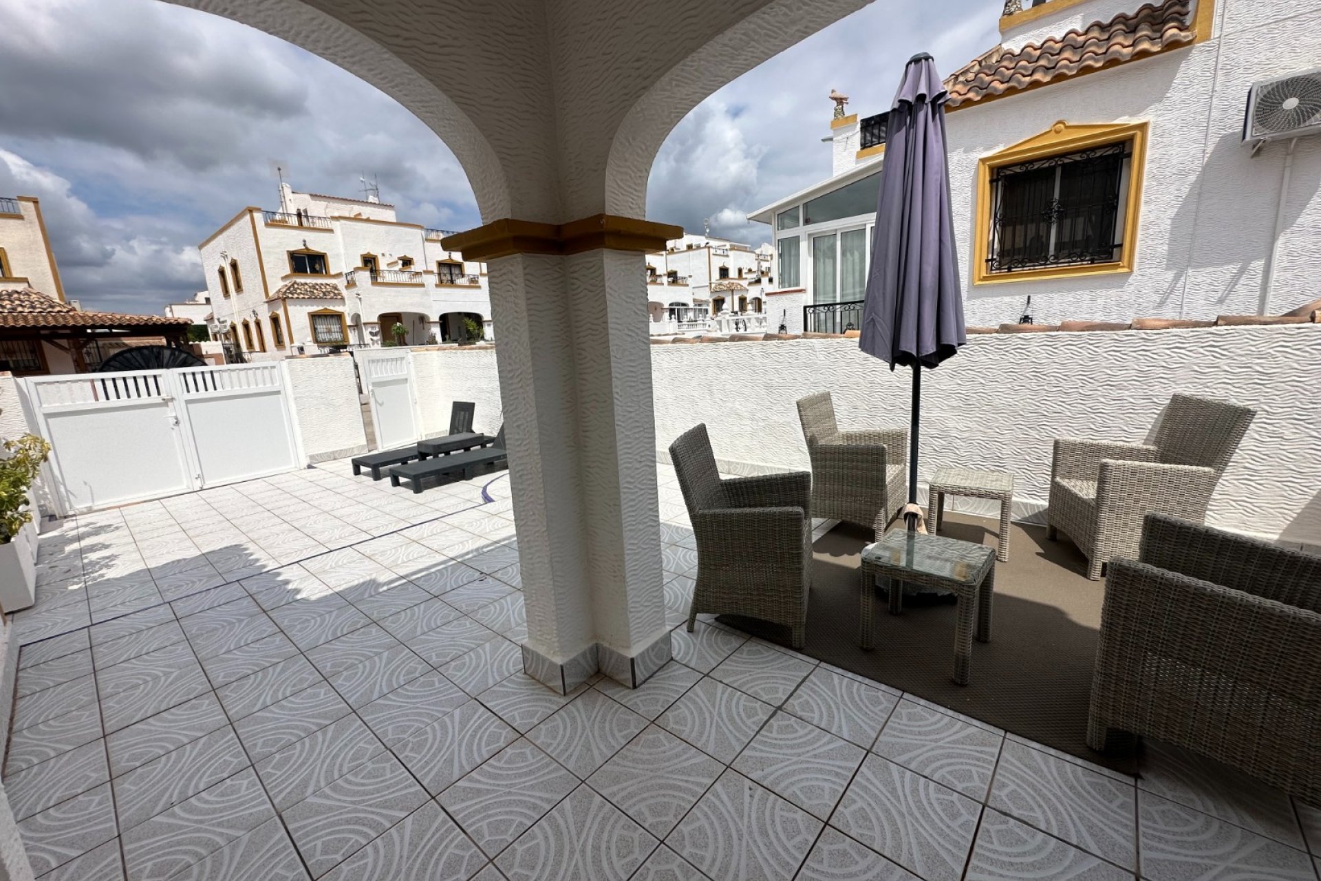 Wiederverkauf - Town House -
Orihuela - Inland