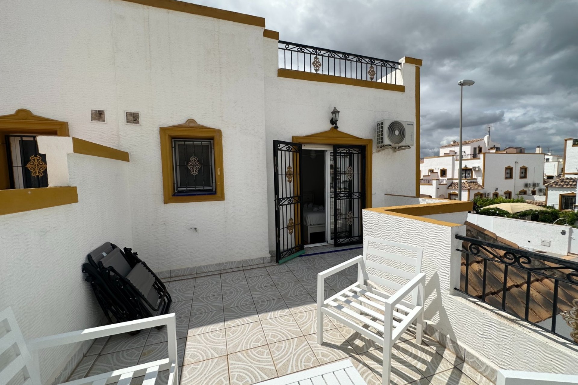 Wiederverkauf - Town House -
Orihuela - Inland