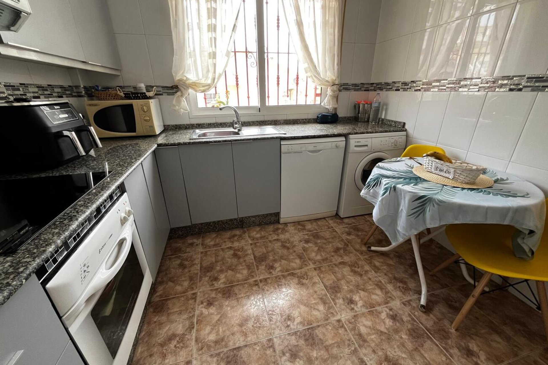 Wiederverkauf - Town House Penthouse -
Torrevieja - La Florida